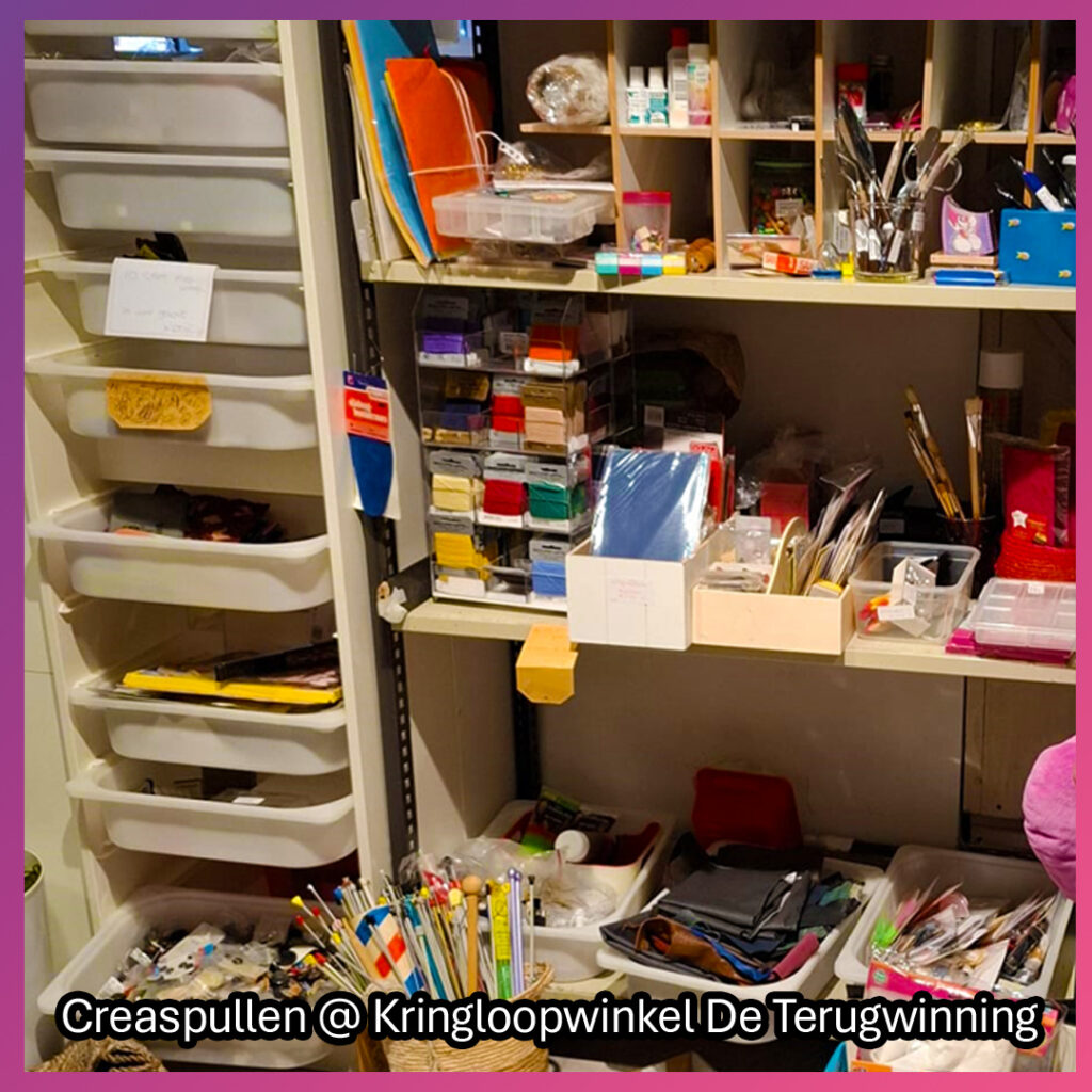 Kringloopwinkel met een groot aanbod tweedehands hobbymaterialen