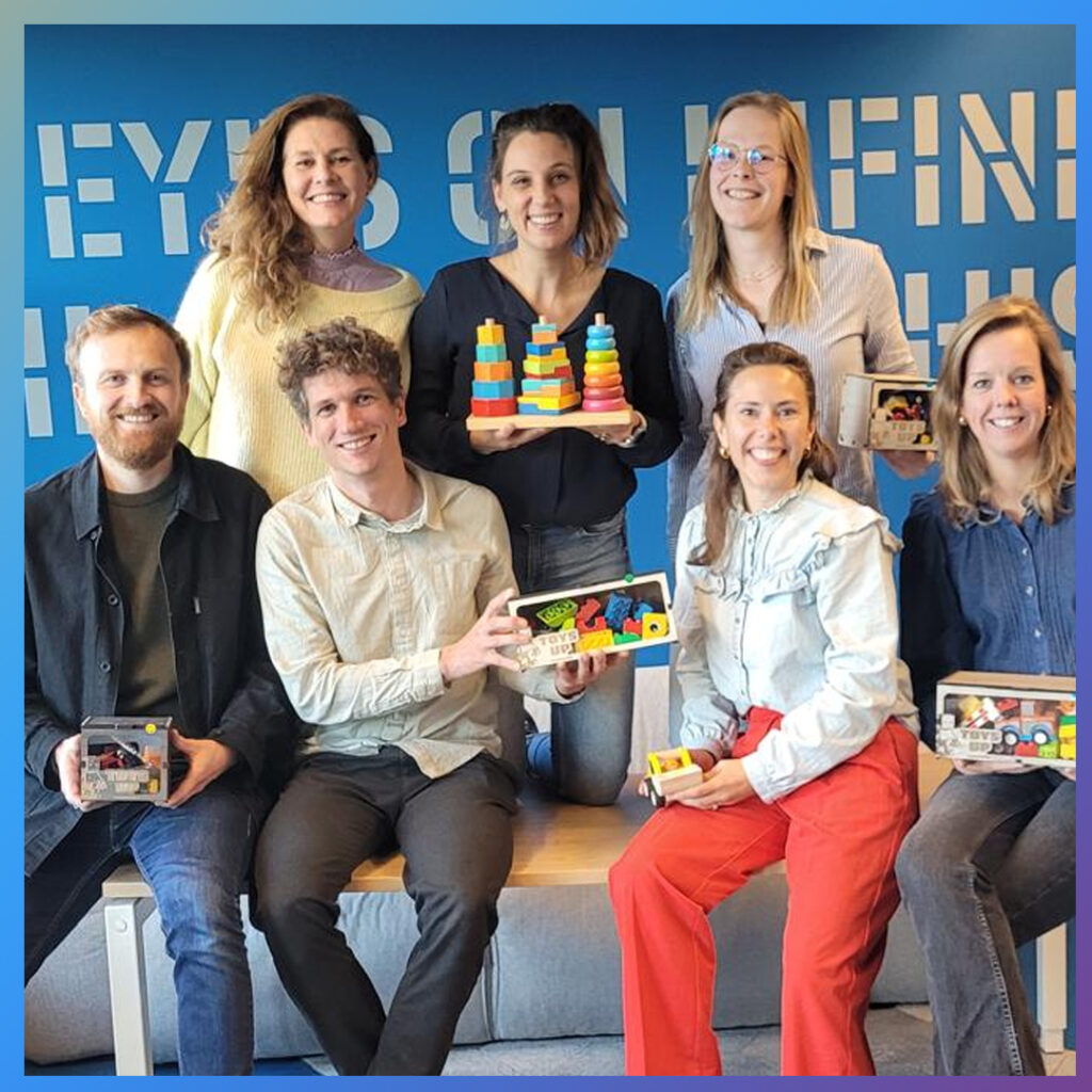 arlijn van Kollenburg met ondernemers tijdens het circulaire project Toys-up